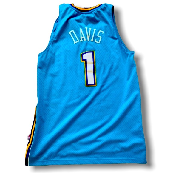 🔥Baron Davis vintage New Orleans jersey🔥 - Picture 2 of 3